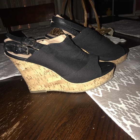 Hot tomato brand size 11 black cork wedges - Picture 6 of 8